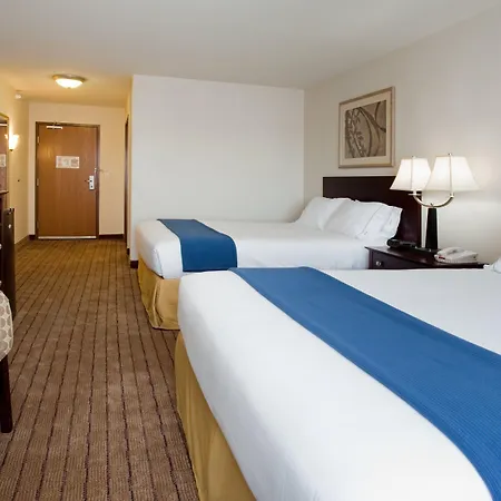 Holiday Inn Express & Suites Buffalo By Ihg-3