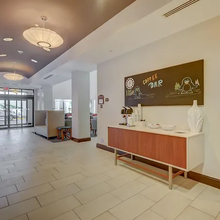Holiday Inn Express Hotel & Suites Tampa-Usf-Busch Gardens By Ihg-3