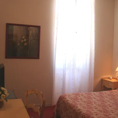 Hotel Les Cigales-3