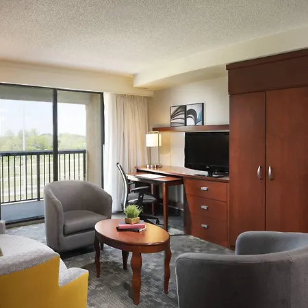 Courtyard By Marriott Jackson-3