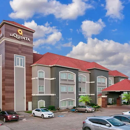 La Quinta By Wyndham Palestine-2
