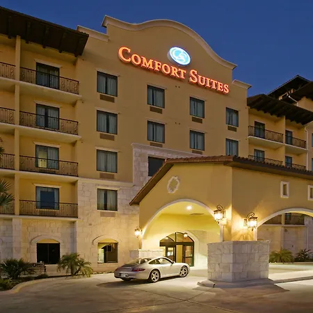 Comfort Suites Alamo-River Walk-3