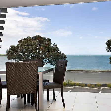 Sea Spray Suites-2