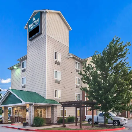 Hometowne Studios & Suites By Red Roof Bentonville-2