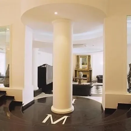 M Glamour Hotel-3