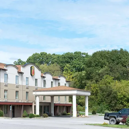 Super 8 By Wyndham Beaver Falls-2
