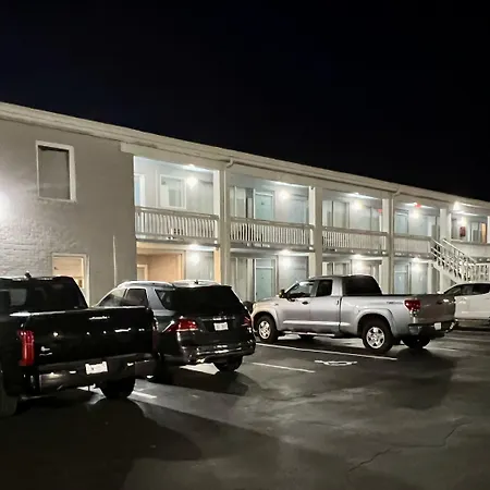 Oceanview Inn - Emerald Isle-3