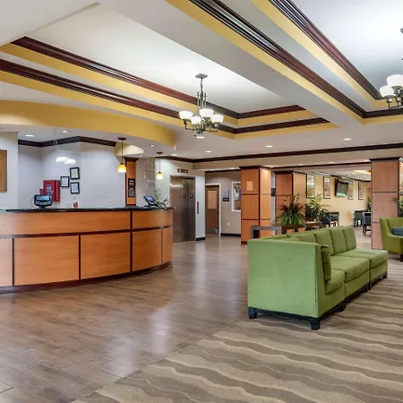 Comfort Suites Vicksburg-2