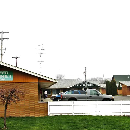 Euclid Motel-3