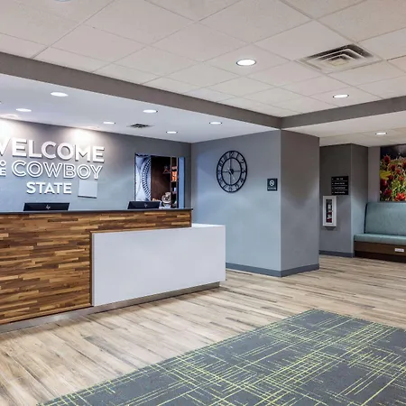 Newly Renovated-Hampton Inn & Suites Casper-3