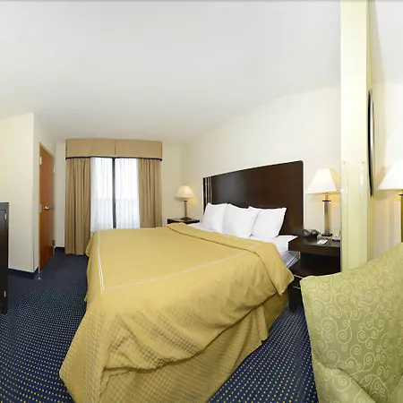 Comfort Suites Lancaster Amish Country-3
