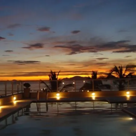 The Falls Hotel - Frente Mar-2