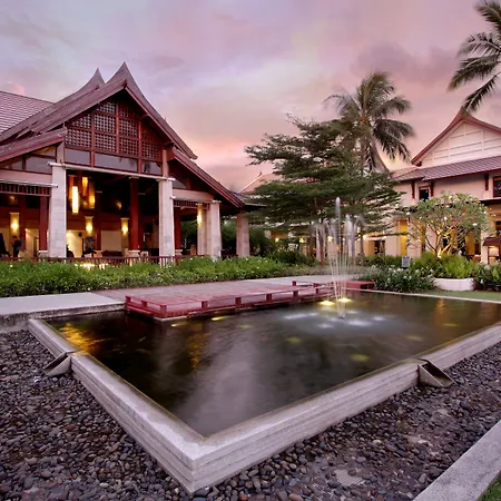 Apsara Beachfront Resort & Villa-2