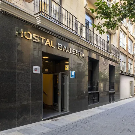Hostal Ballesta-2