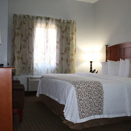 Brookstone Lodge Near Biltmore Village, An Ascend Collection Hotel-3