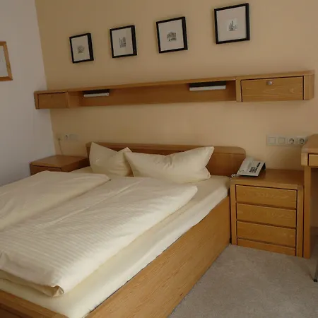 Hotel Roter Hahn - Bed&Breakfast-3
