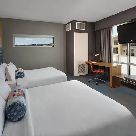 Aloft By Marriott Birmingham Soho Square-3