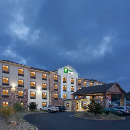 Holiday Inn Express Newport By Ihg-2