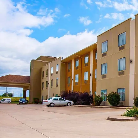 Comfort Suites Jackson-Cape Girardeau-3