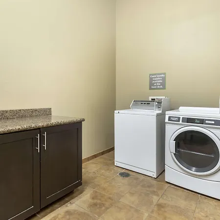 Best Western Plus Texoma Hotel & Suites-2