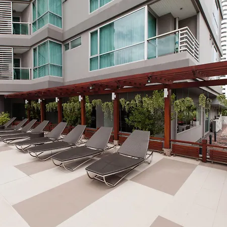 Adelphi Grande Sukhumvit-3