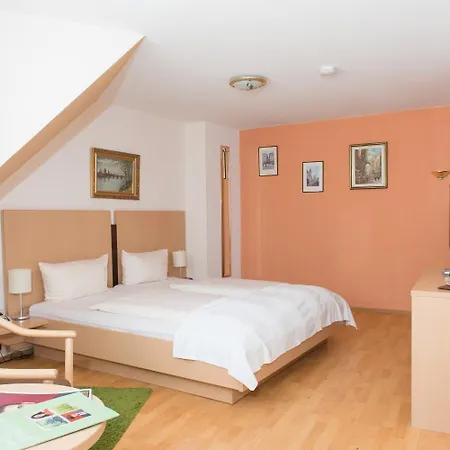 Hotel Am Friedrichsbad-2