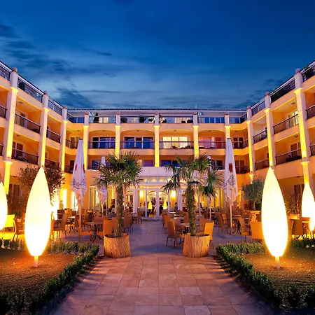 Hotel Gran Belveder & Ostsee Therme Resort & Spa Scharbeutz Am Timmendorfer Strand-3