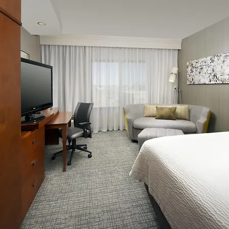 Courtyard By Marriott Wichita Falls-2