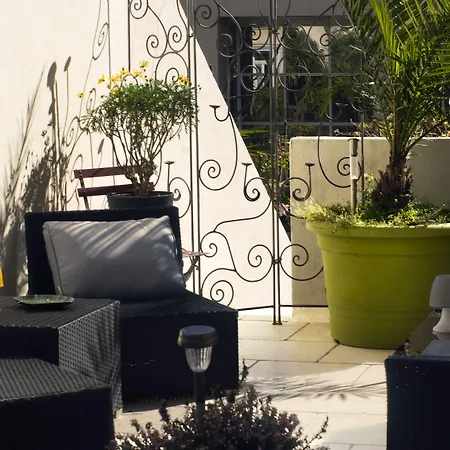 Hôtel Bellevue Cannes-3