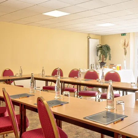 Hôtel Restaurant De La Poste&Du Lion D'or-3