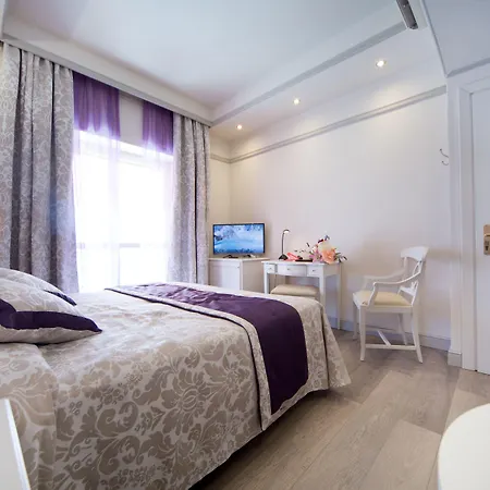 Hotel Regina-3
