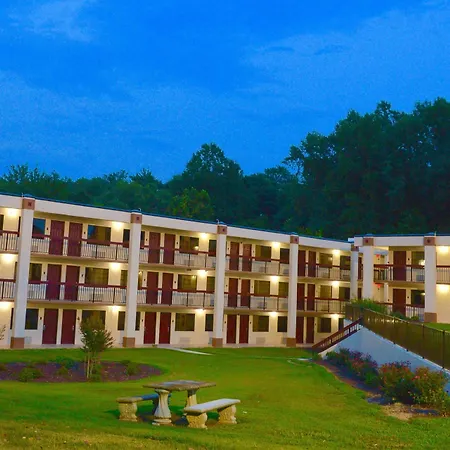 Red Roof Inn & Suites Commerce - Athens-3