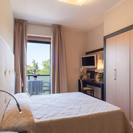 Suite Hotel Elite-3