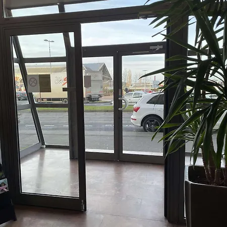 Kyriad Rodez-3