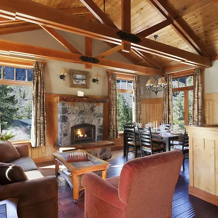 Tamarack Lodge-2
