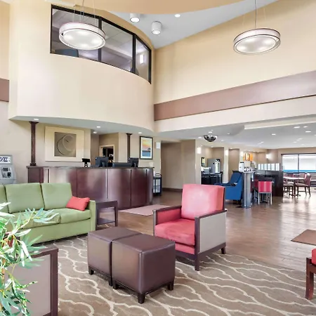 Comfort Suites Gulfport Central-2