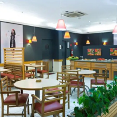 Ibis Uberlandia-3
