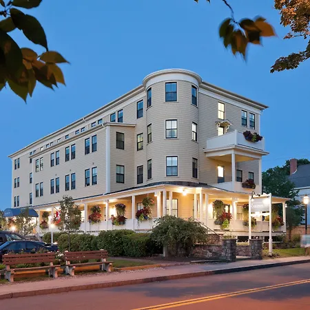 Colonial Inn-2