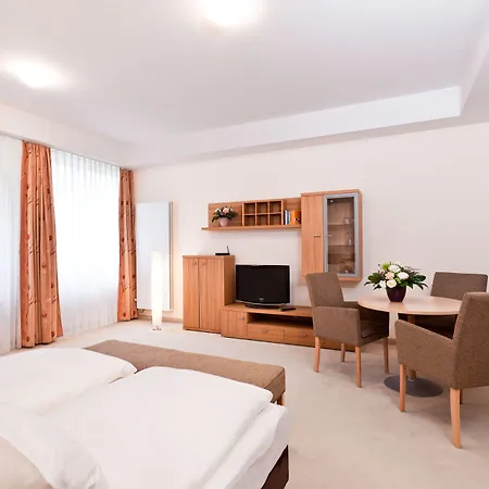 Aparthotel Neumarkt-2