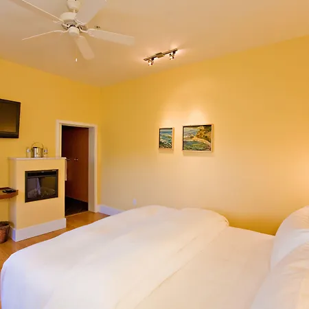 Pacific Blue Inn-2