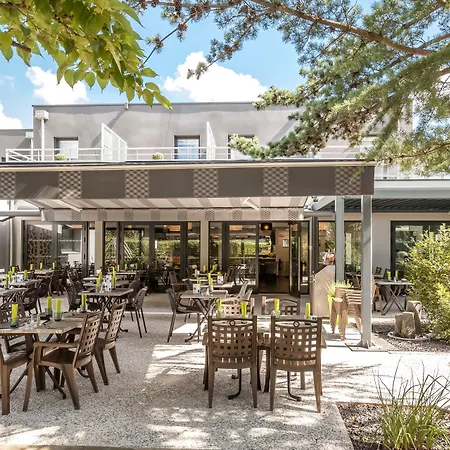 Au Comté d'Ornon Hôtel&Spa-2