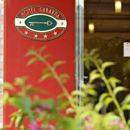 Hotel Gabarda-3