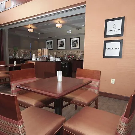 Hampton Inn & Suites Vineland-3