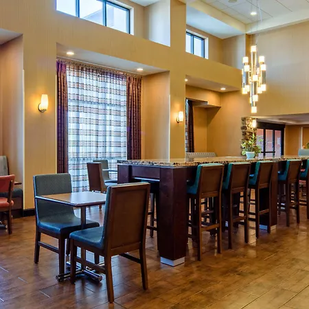 Hampton Inn And Suites Bakersfield / Highway 58-3
