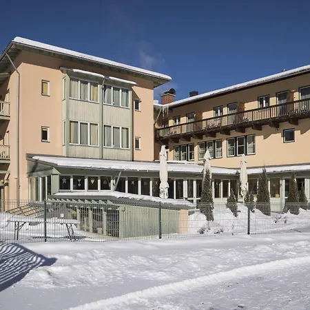 JUFA Hotel Kaprun-3
