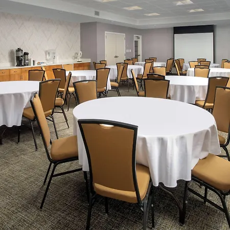 Springhill Suites Alexandria-2