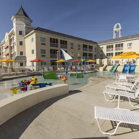Cedar Point Hotel Breakers-3