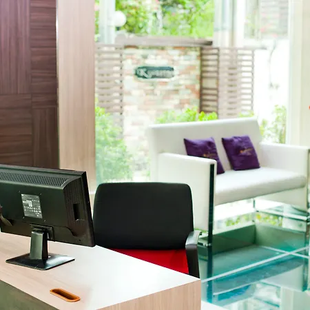 Kingston Suites Bangkok Sukhumvit 15 By Kingston Hotels-2