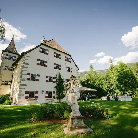 Schloss Prielau Hotel & Restaurants-2