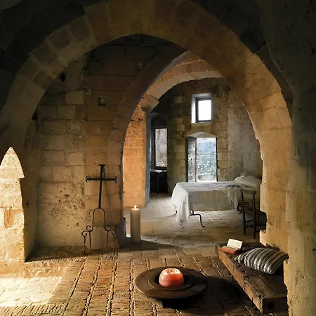 Sextantio Le Grotte Della Civita-2